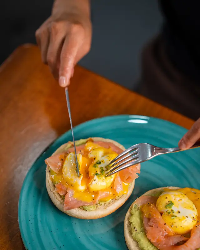 Hollandaise and a soft poached egg